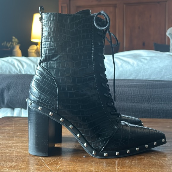 Charles David Duffy studded lace up boots - Picture 2 of 4